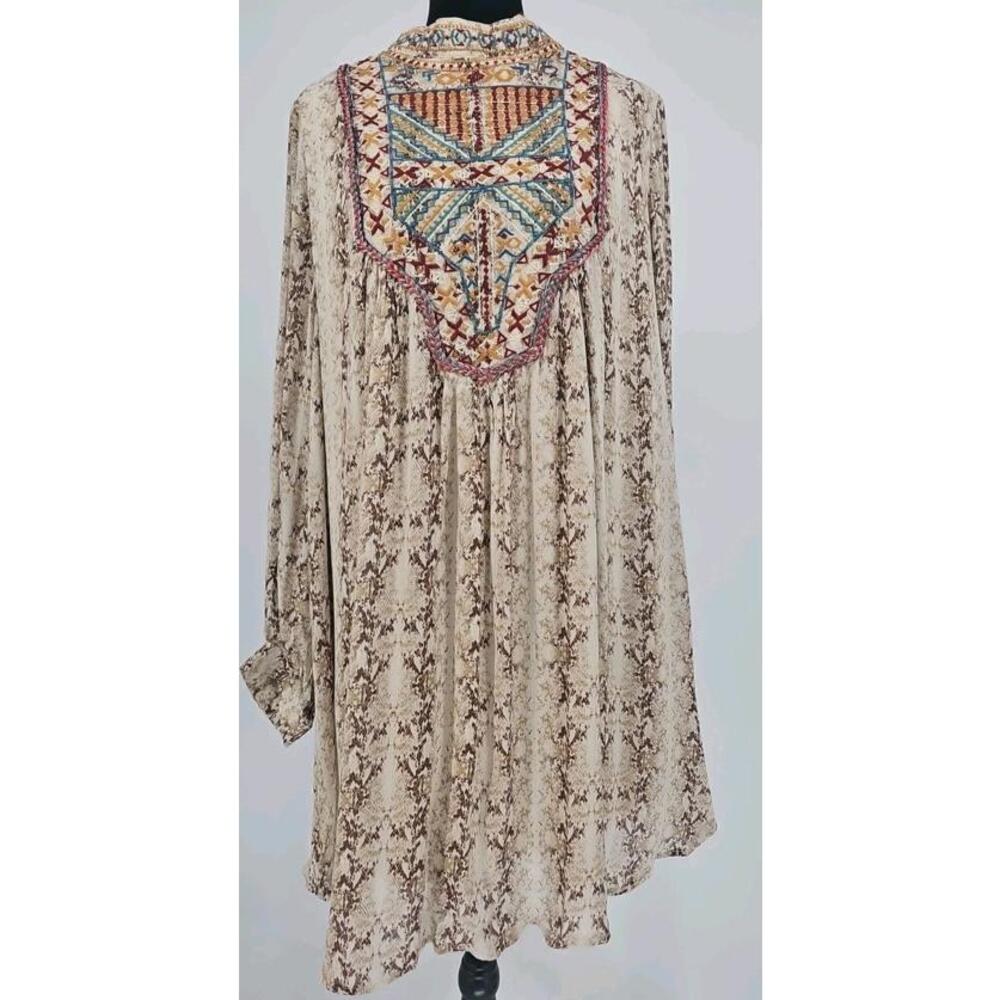 Savanna Jane Dress Large‎ Metallic Embroidered Dress Mock Neck Snake Print